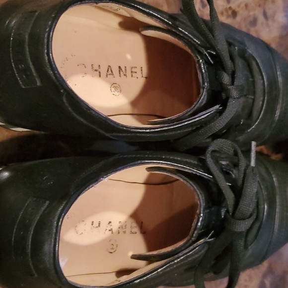 Authentic black Chanel Sneakers - Picture 3 of 3